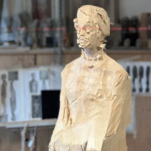 Homme Blanche in Arbeit-2024